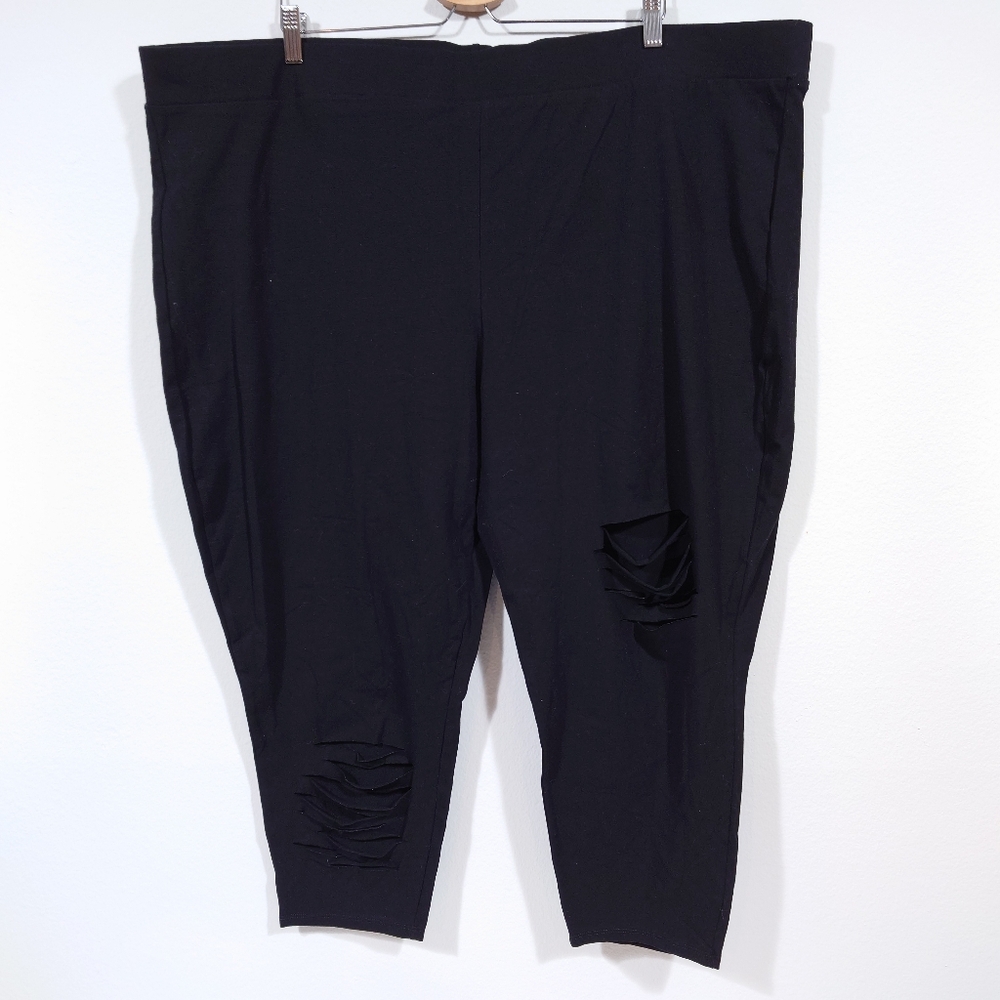 Torrid black cut-out leggings ✨